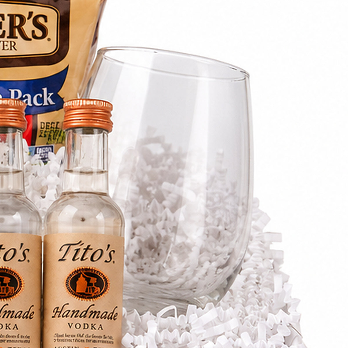 Close-up of the Stemless wine glass included in the Vodka Tonic Gift Set.